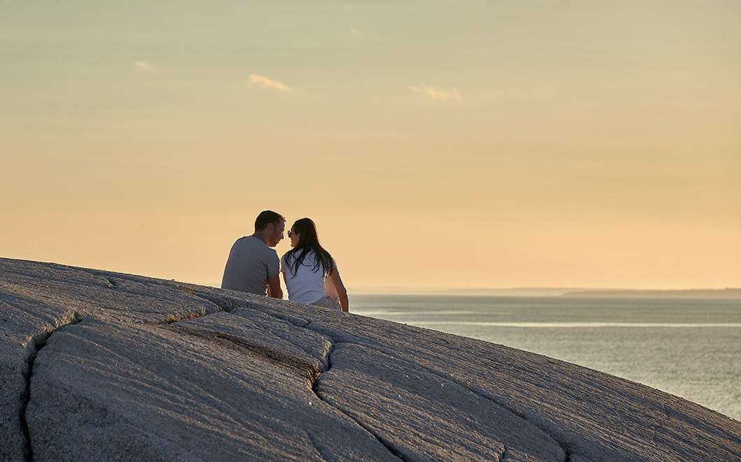 Engagement photography, Peggys cove NS, CreativeAlex