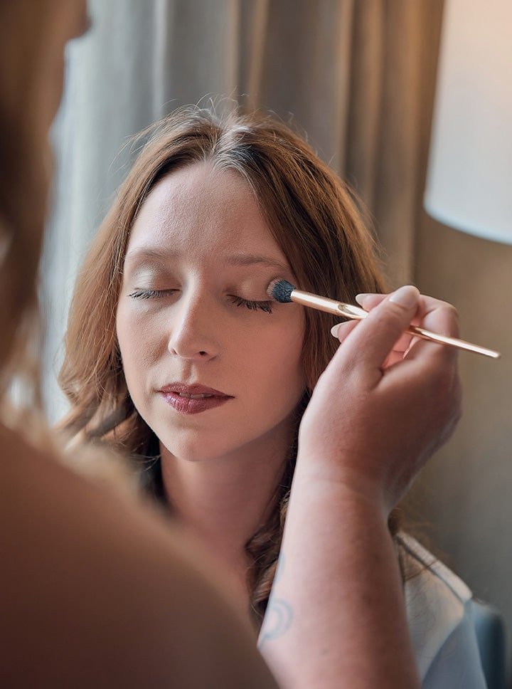 Halifax Marriott Harbourfront Hotel. Alexis and Logan Wedding. Getting Ready Photos. CreativeAlex Photography. Wedding photographers in Halifax